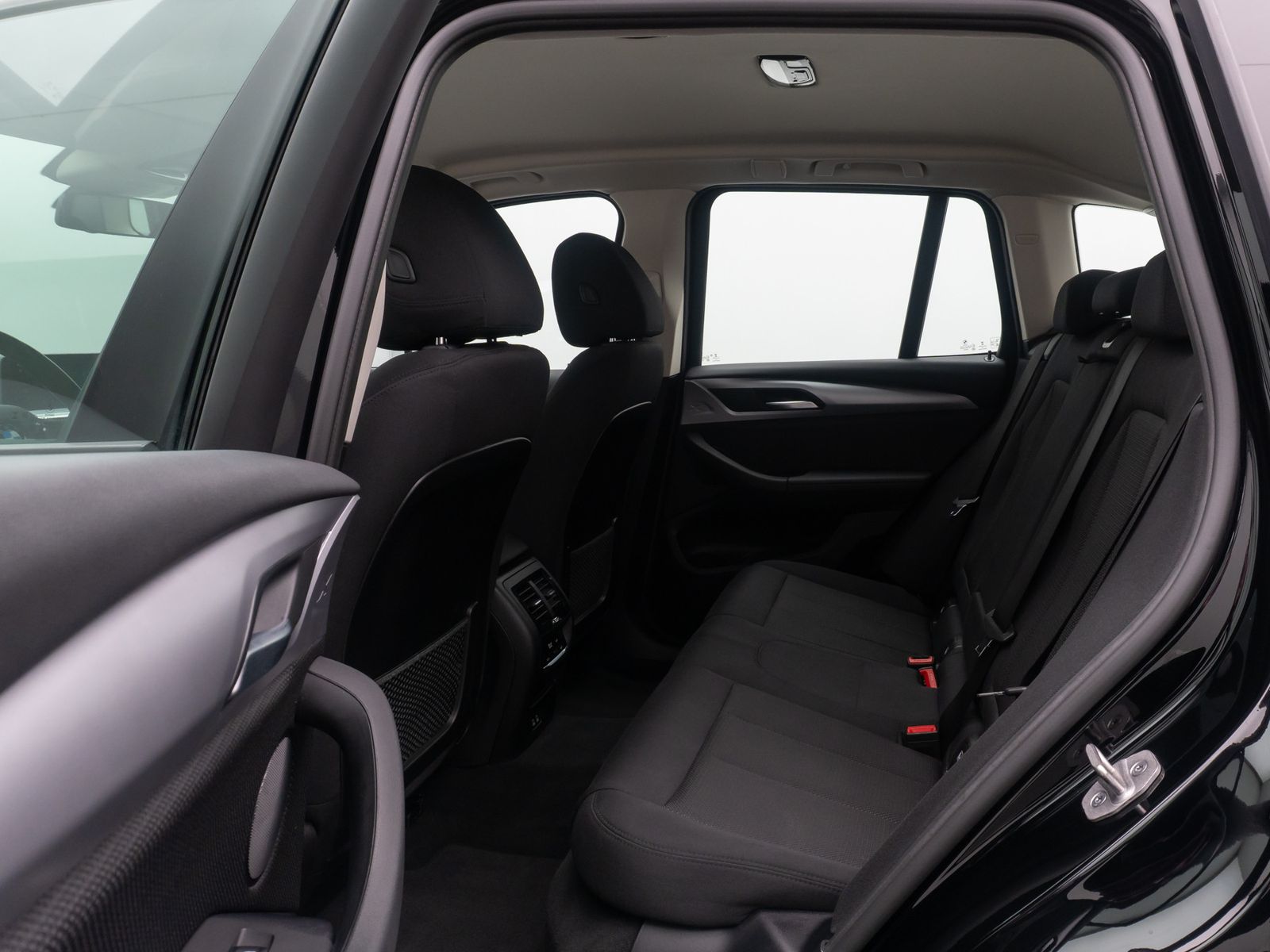 BMW X3 xD30e Kamera HUD DAB Komfort Sport LED 18Zoll