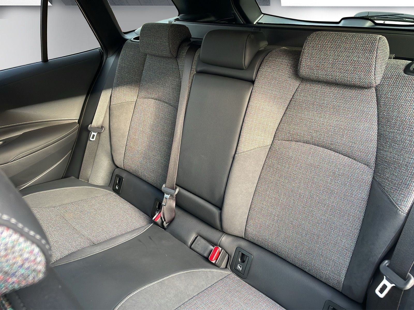 Toyota Corolla 1,8 Hybrid TS Style