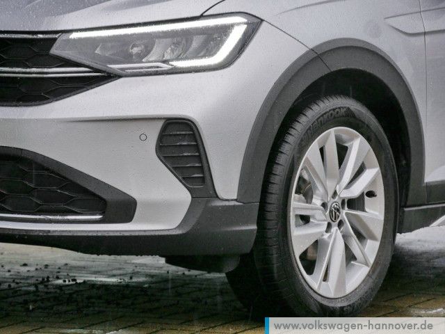 Volkswagen Taigo 1.0 TSI Life - Samsaru's Car Outlet