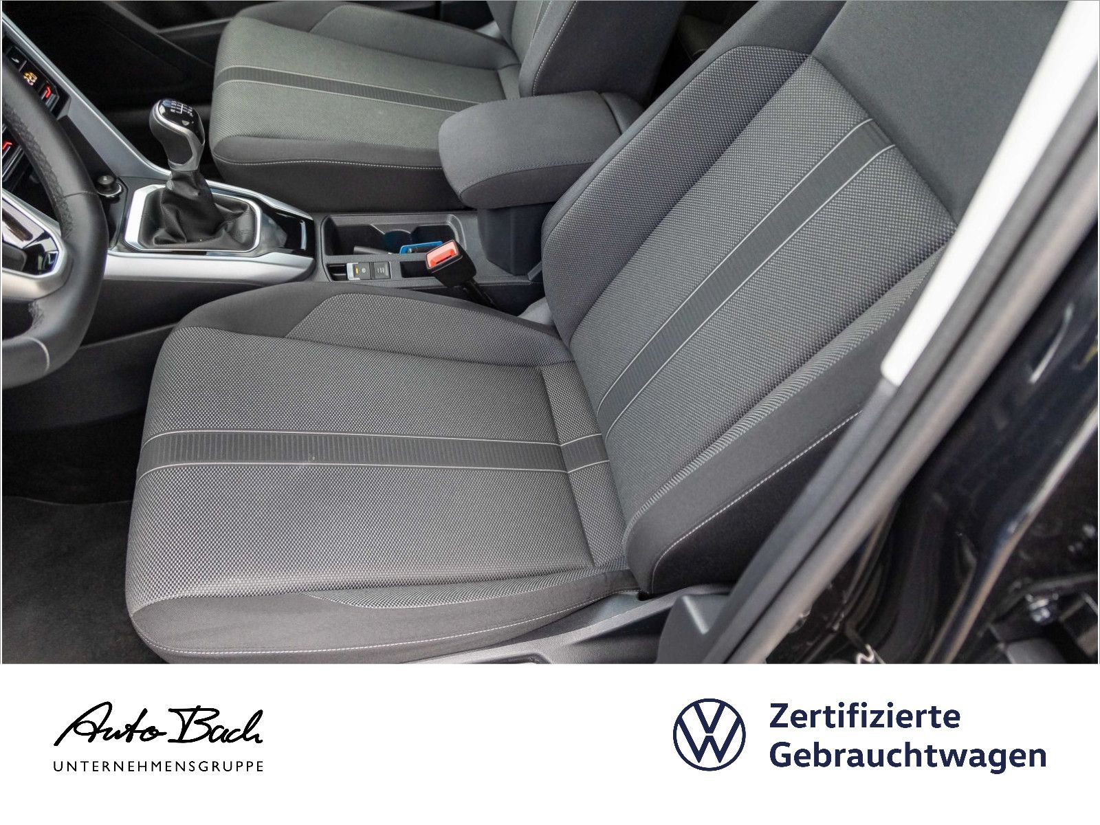 Volkswagen T-ROC 1.0 TSI LIFE - Samsaru's Car Outlet