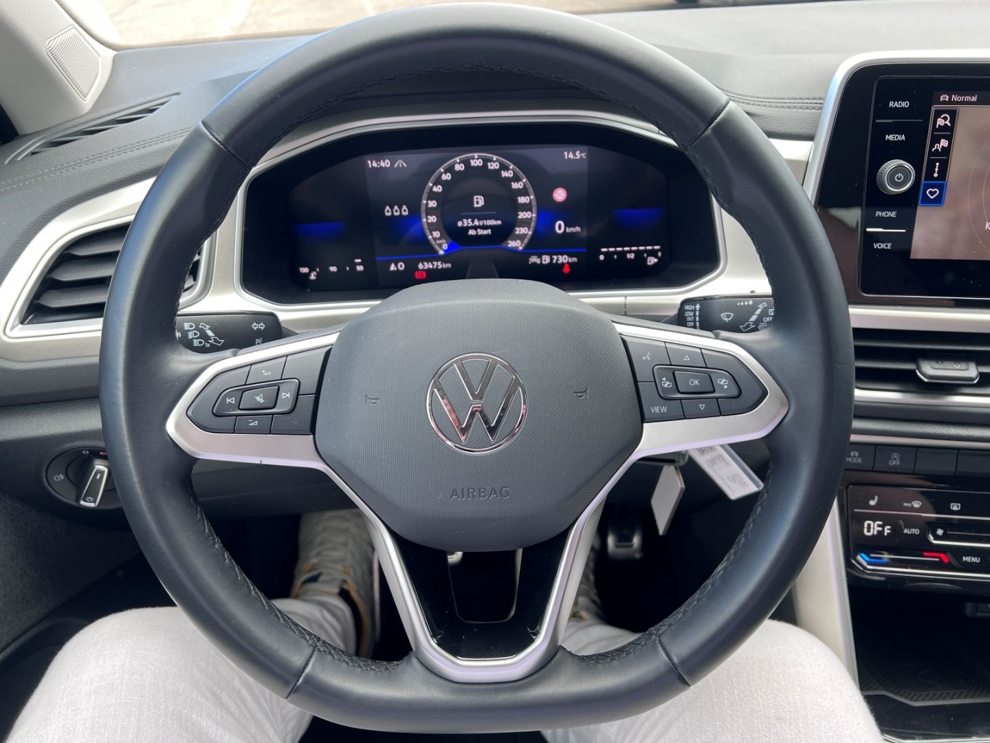 Volkswagen T-Roc 1.0TSI Move - Samsaru's Car Outlet