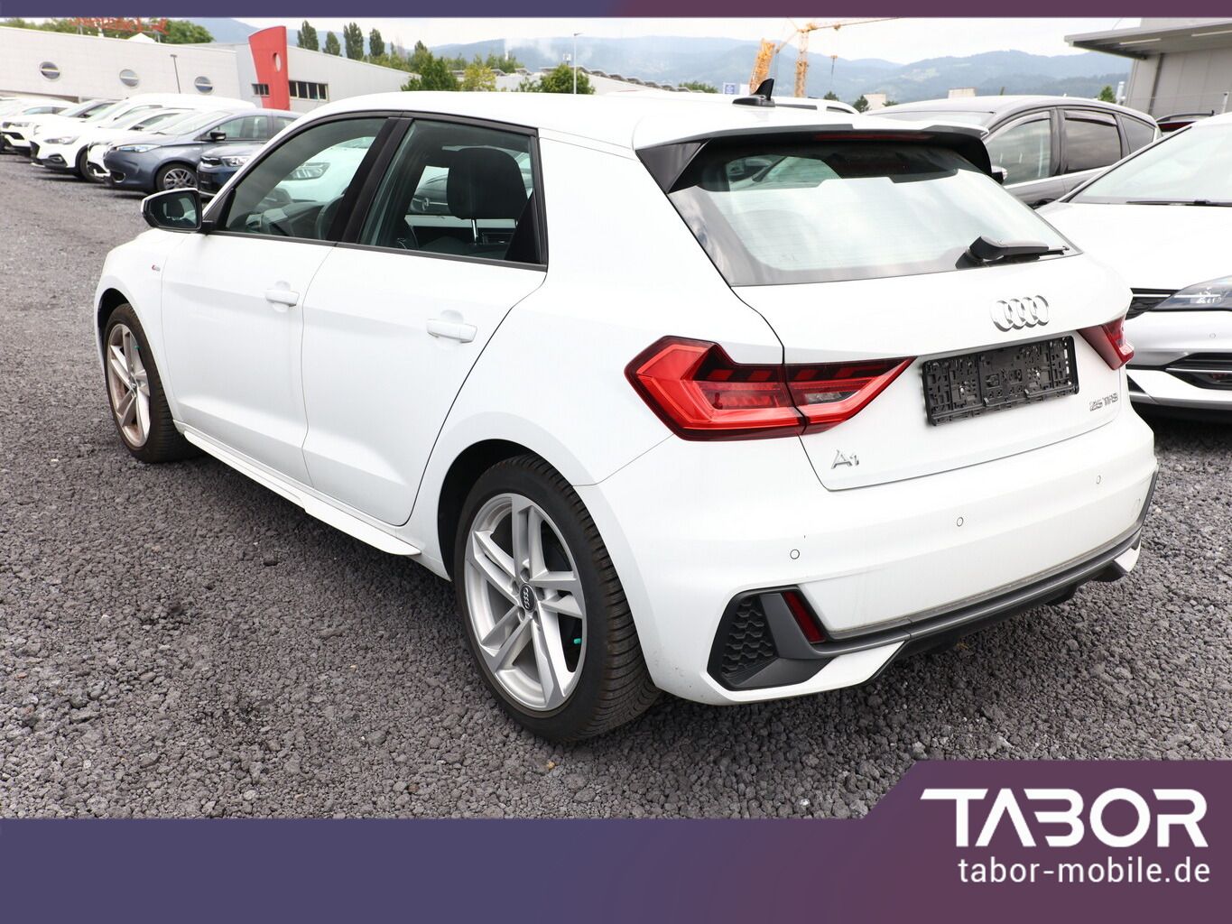 Audi A1 Sportback 25 TFSI S line - Samsaru's Car Outlet