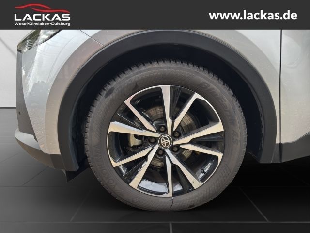 Toyota C-HR Team D ACC Apple CarPlay Android Auto