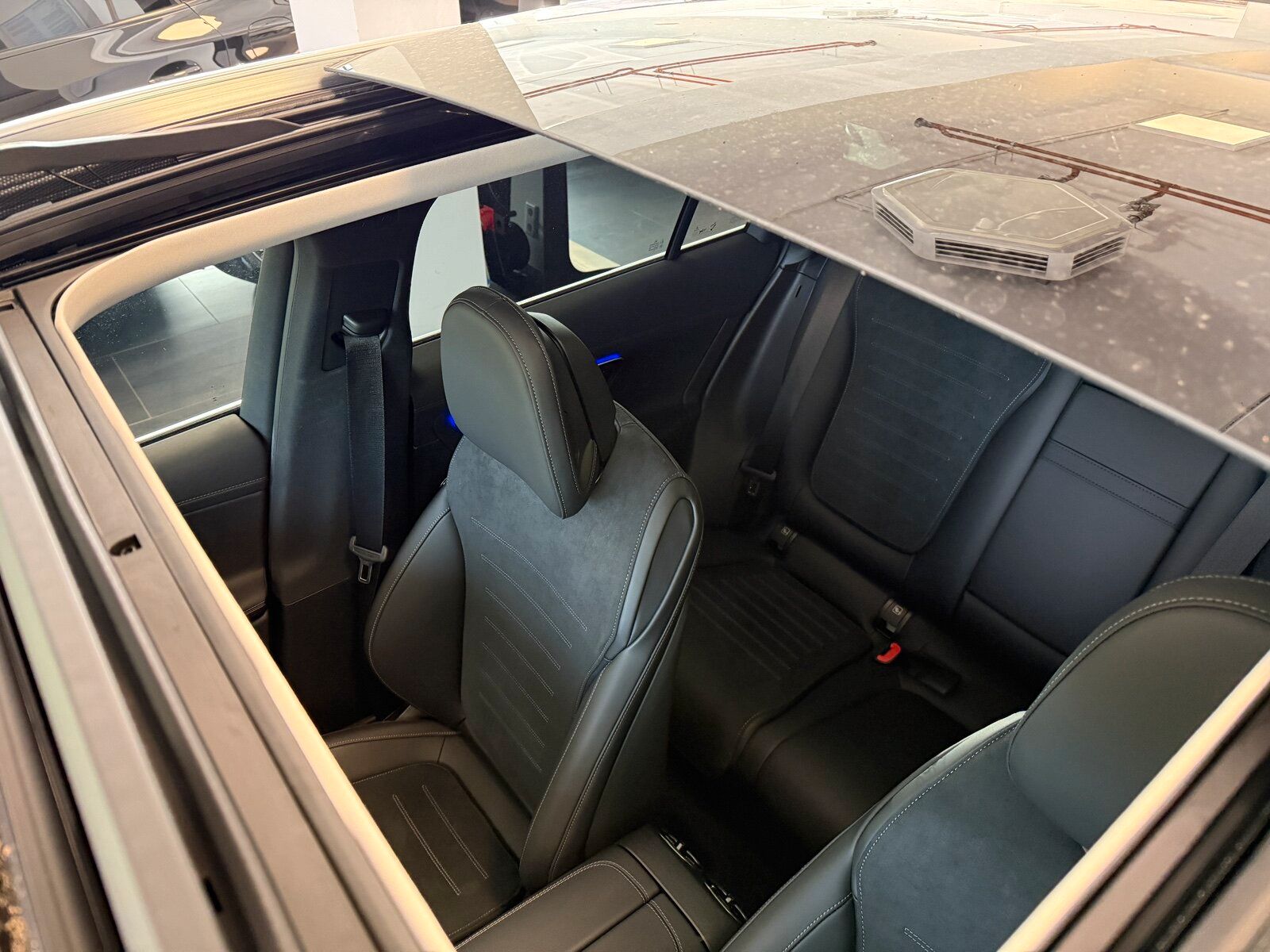 Mercedes-Benz GLC 300 e 4M AMG - Samsaru's Car Outlet