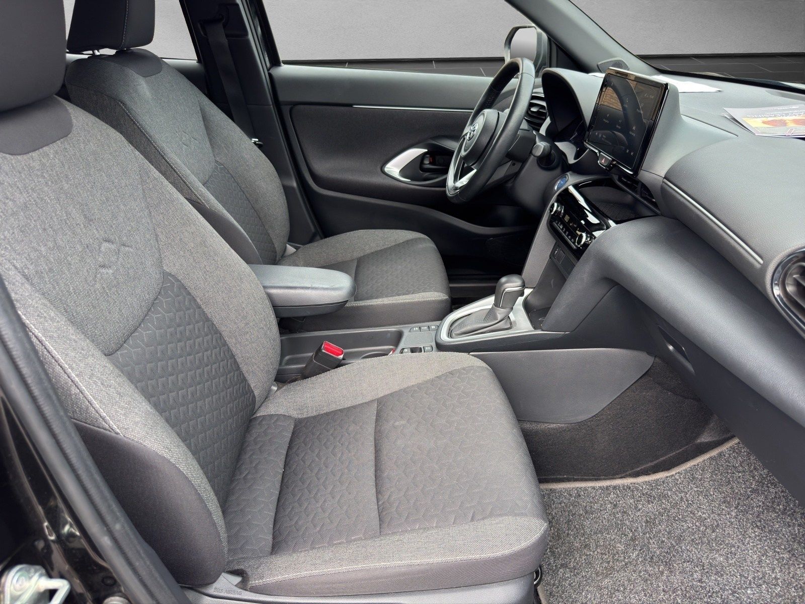 Toyota Yaris Cross Team D 1.5 Hybrid Toterw.