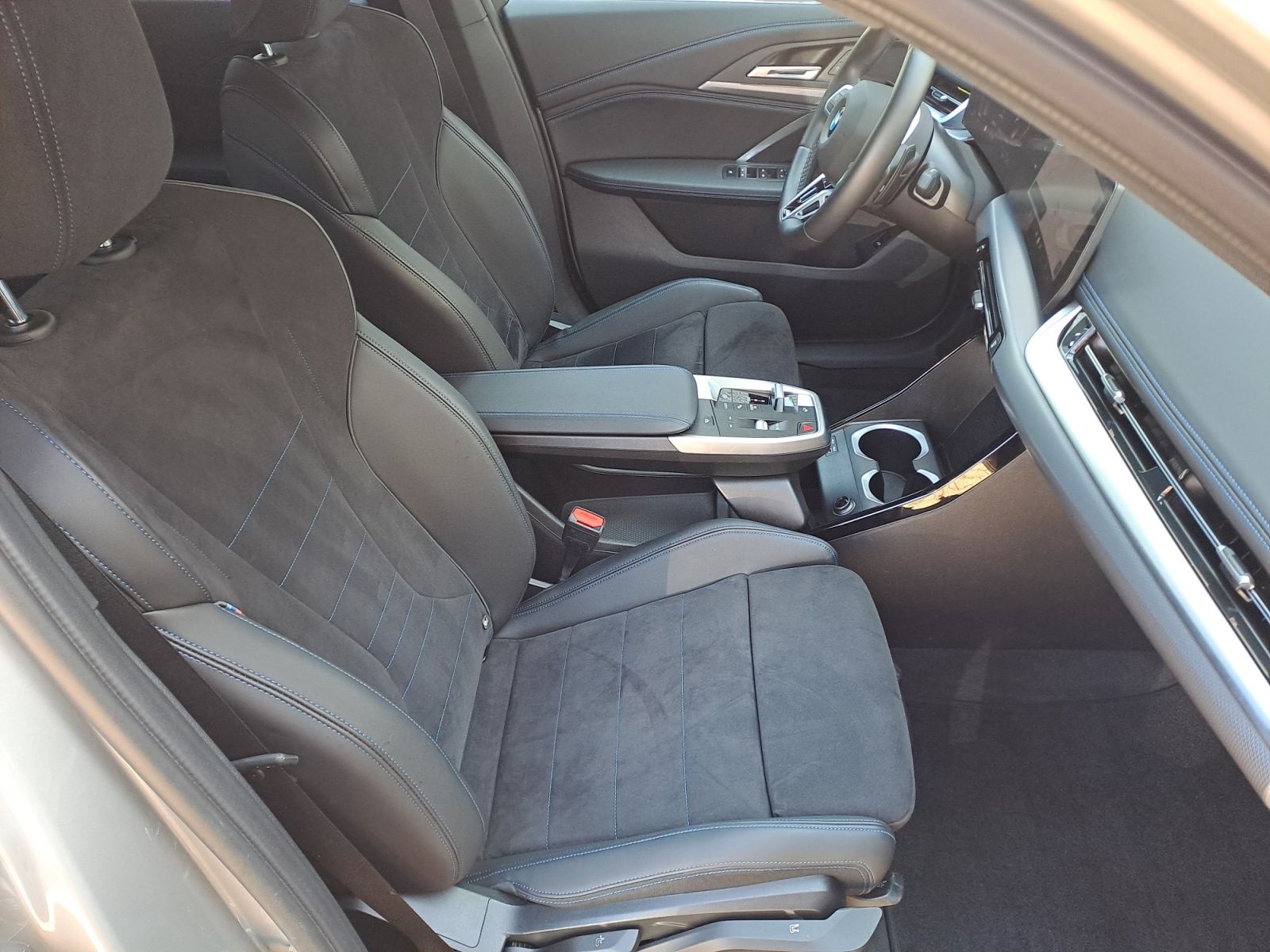 BMW X1 xDrive23d M Sport - Samsaru's Car Outlet