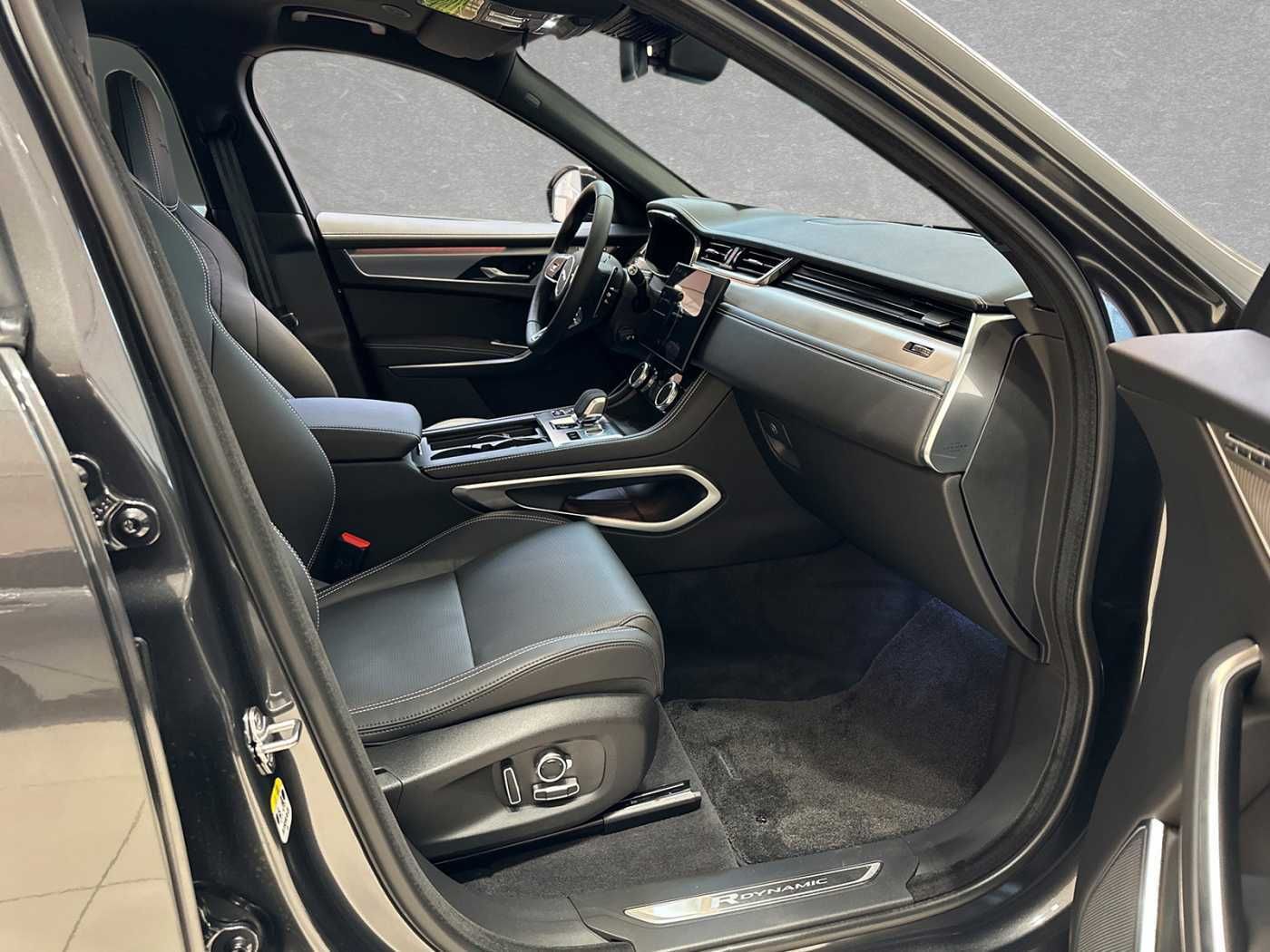 Jaguar F-Pace D200 AWD R-Dynamic SE