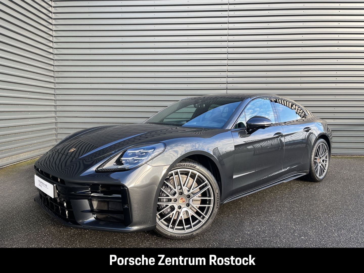 Porsche Panamera 4 E-Hybrid HA-Lenkung InnoDrive Head-Up