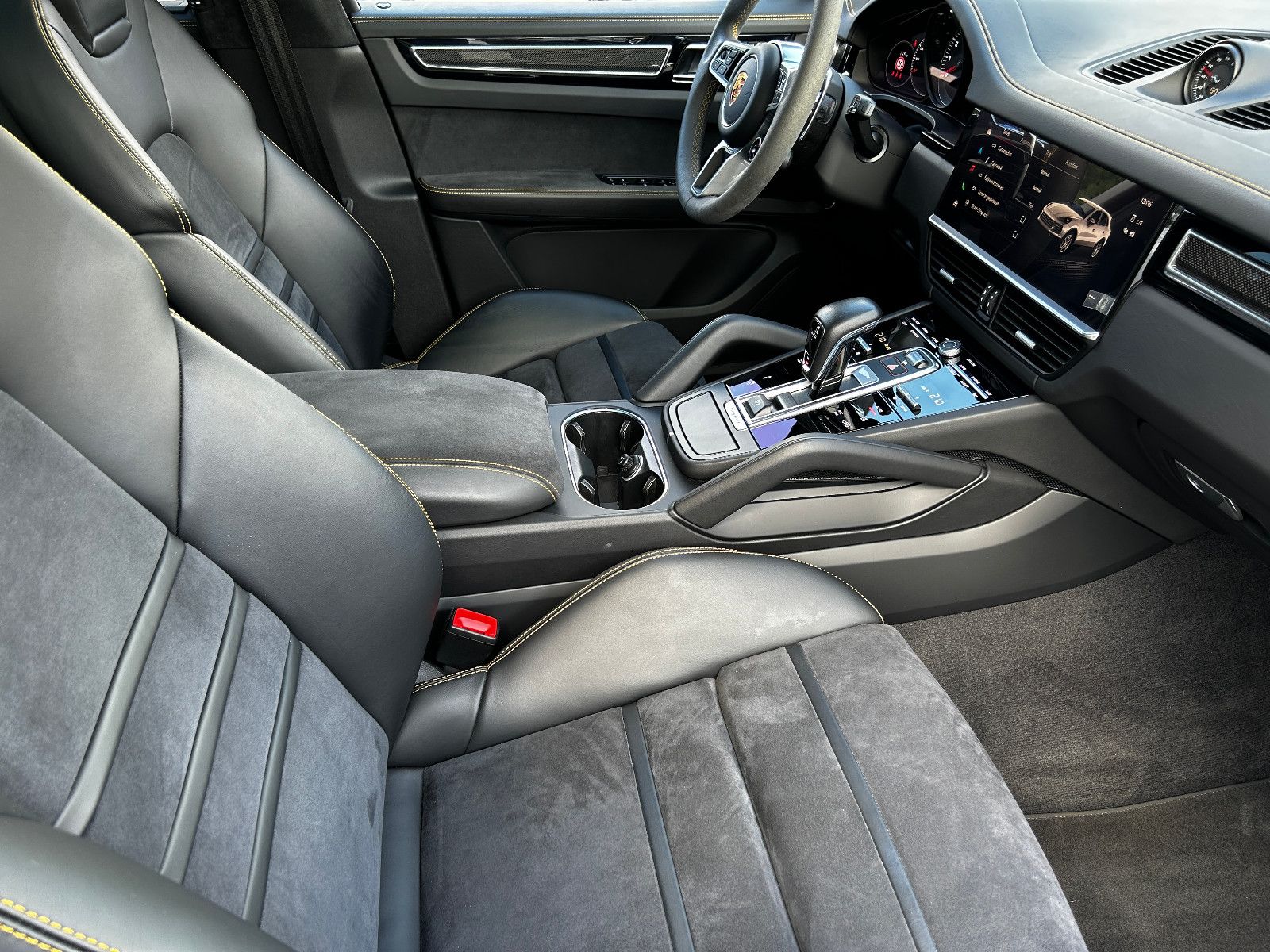 Porsche Cayenne GTS