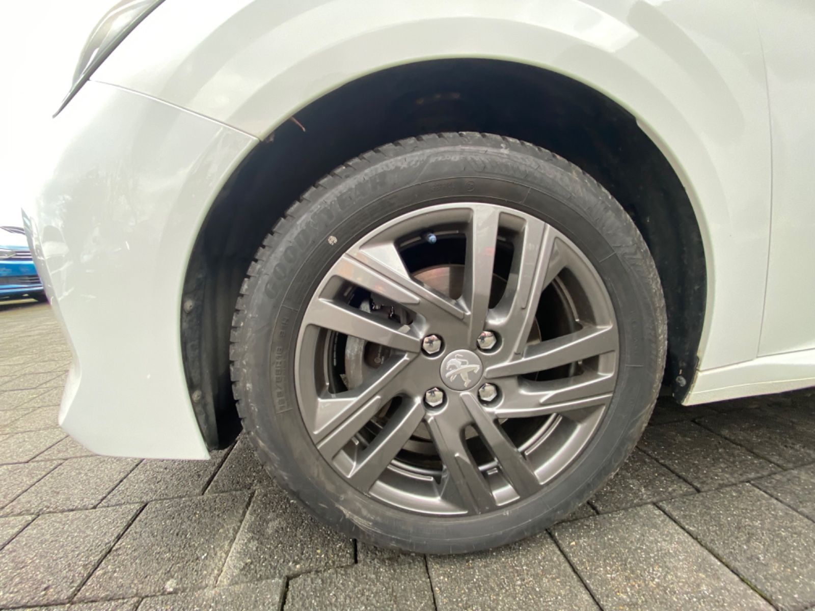 Peugeot 208 Active Pack - Samsaru's Car Outlet