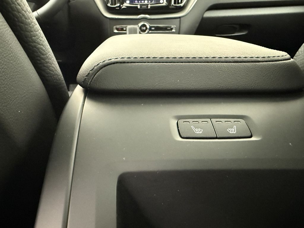 Volvo XC60 T6 Plus Bright Recharge Plug-In Hybrid AWD