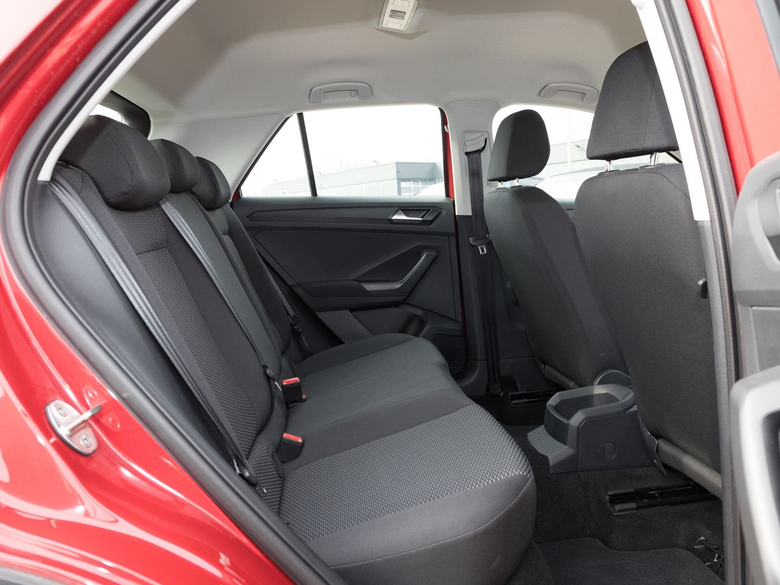 Volkswagen T-Roc 1.0 TSI - Samsaru's Car Outlet