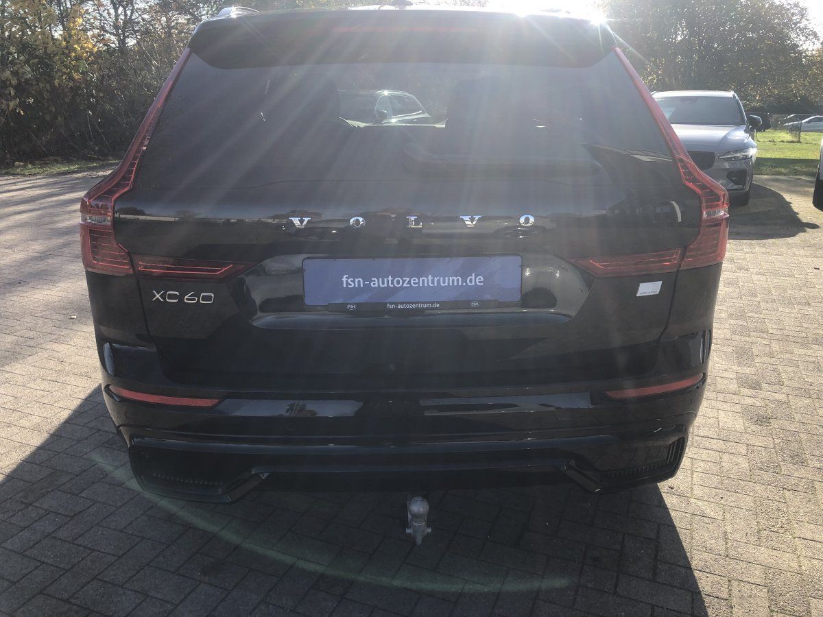 Volvo XC60 T6 AWD Plus Dark Plug in Hybrid