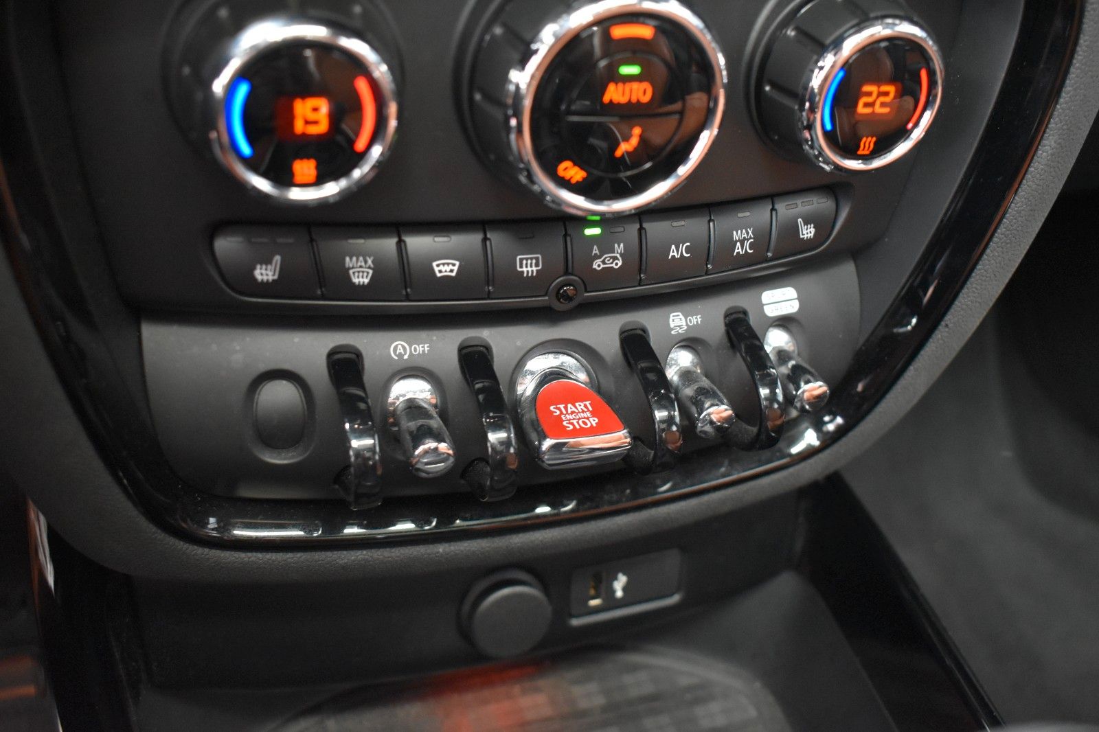 MINI Cooper SD Clubman All4 - Samsaru's Car Outlet