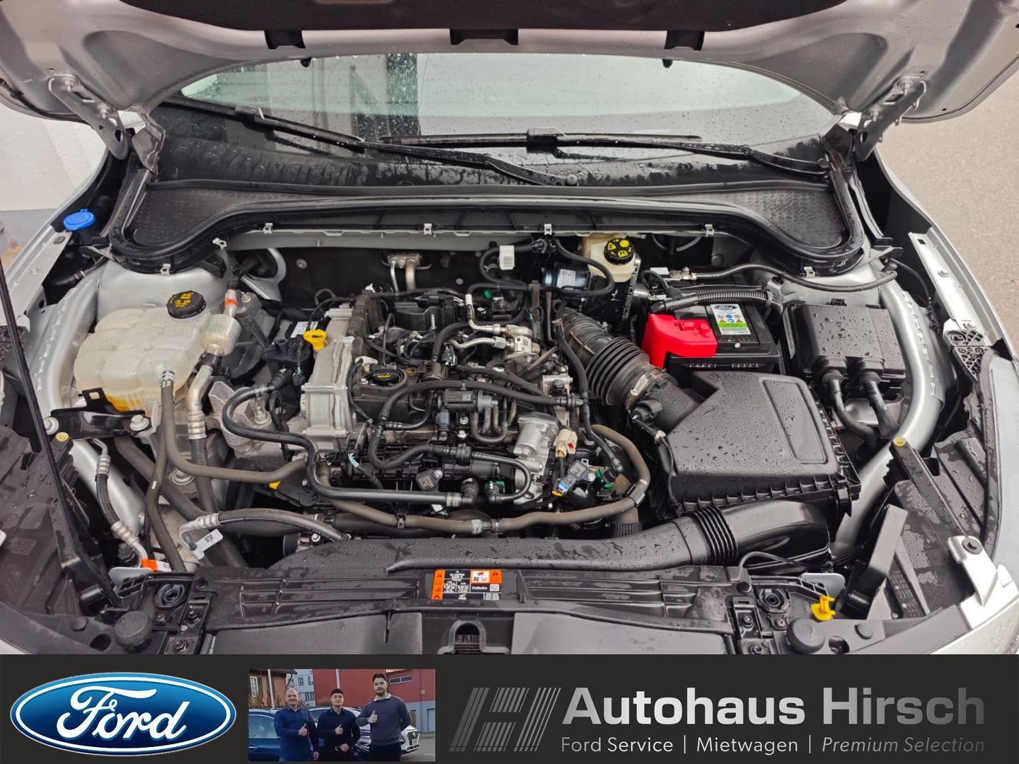 Ford Focus Turnier Active Navi LED ACC Apple CarPlay