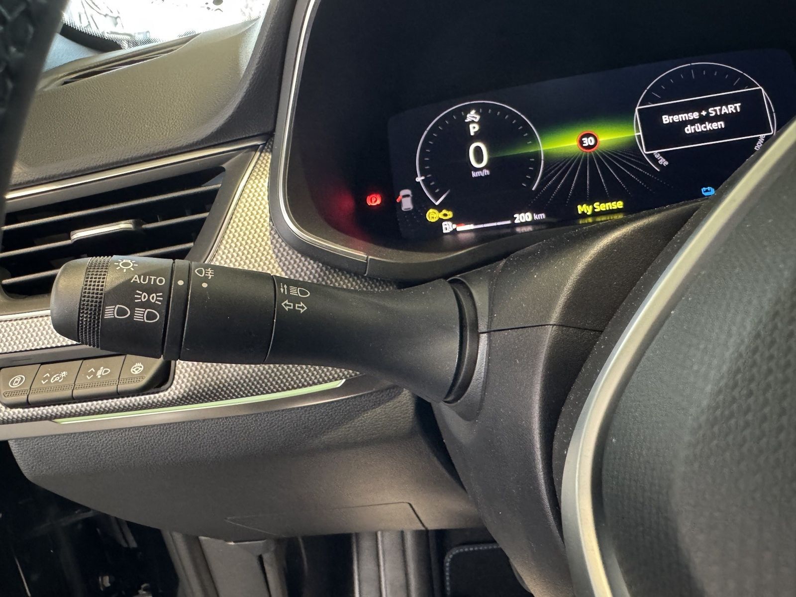 Renault Arkana TECHNO E-Tech Full Hybrid - Samsaru's Car Outlet