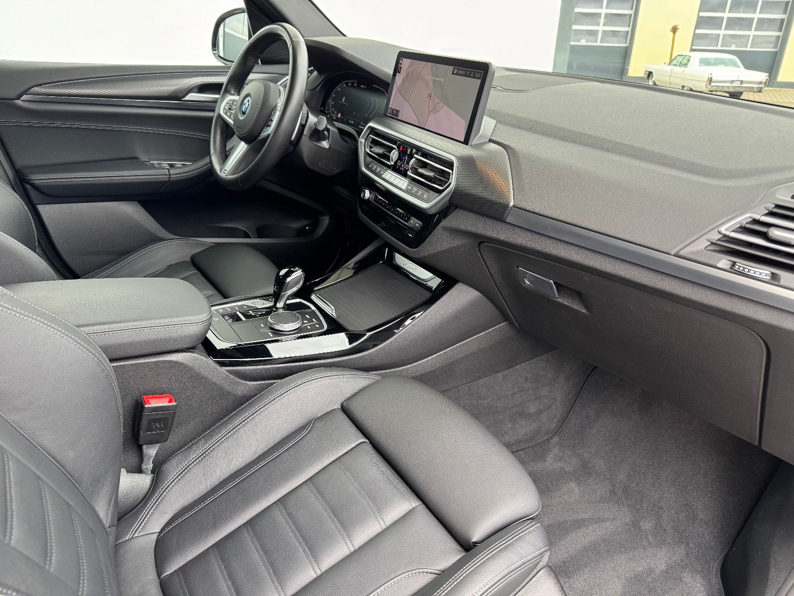 BMW X3 xDrive 30e M Sport - Samsaru's Car Outlet