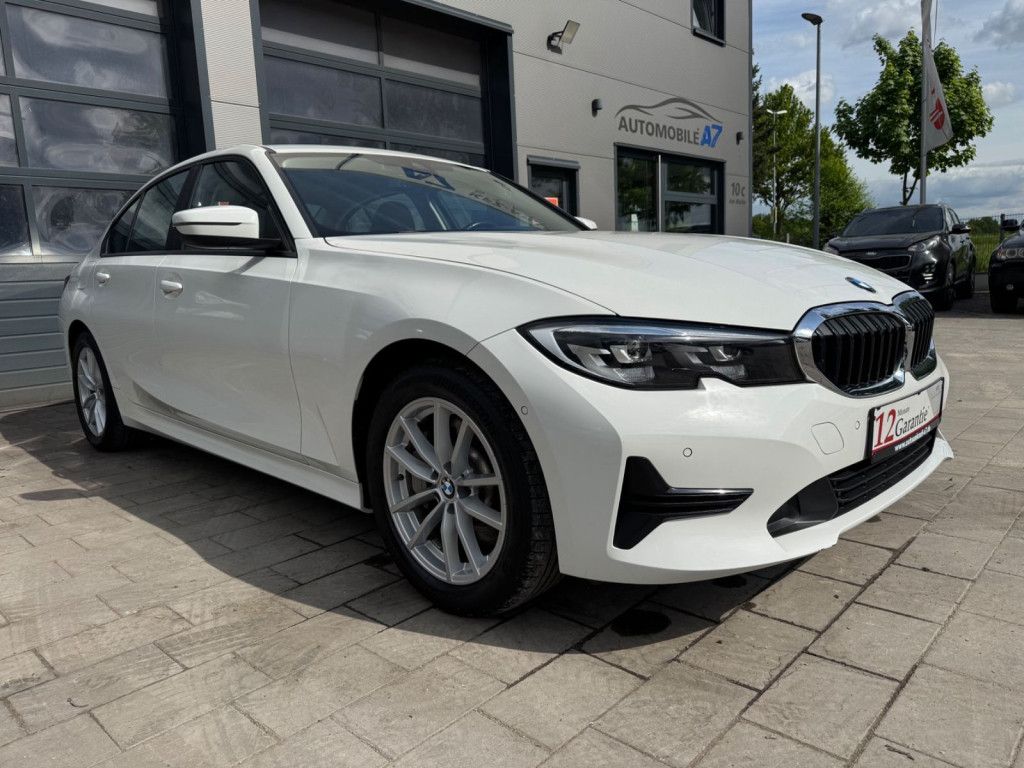 BMW 330e Aut. Advantage - Samsaru's Car Outlet