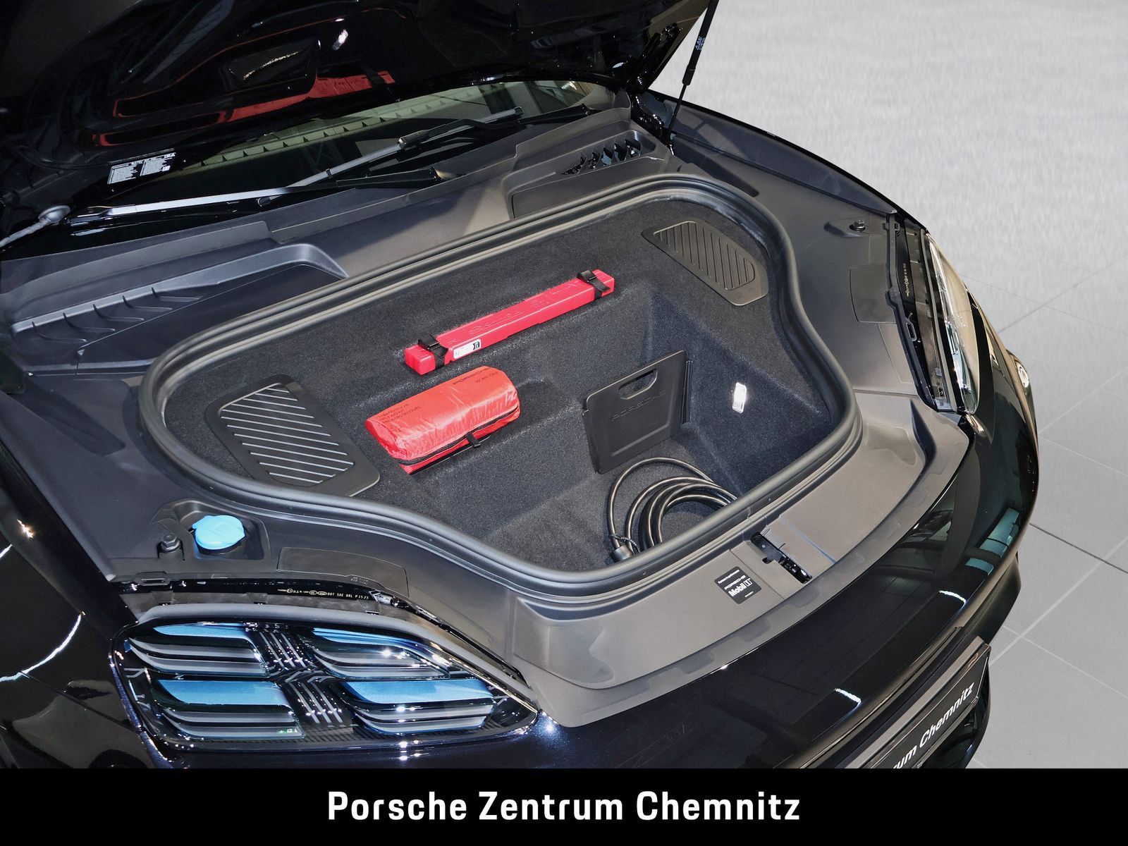 Porsche Macan Turbo Sport-Chrono;AHZV;4-Zonen Klima;Sitz