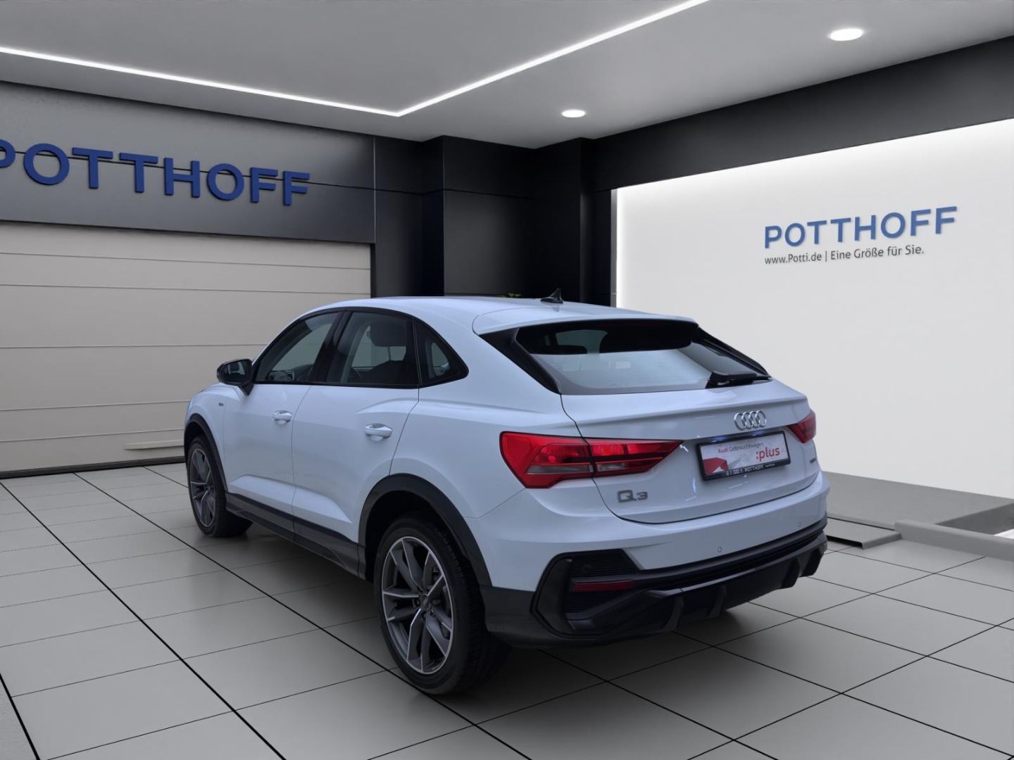 Audi Q3 Sportback 40 TDI Q S LINE - Samsaru's Car Outlet