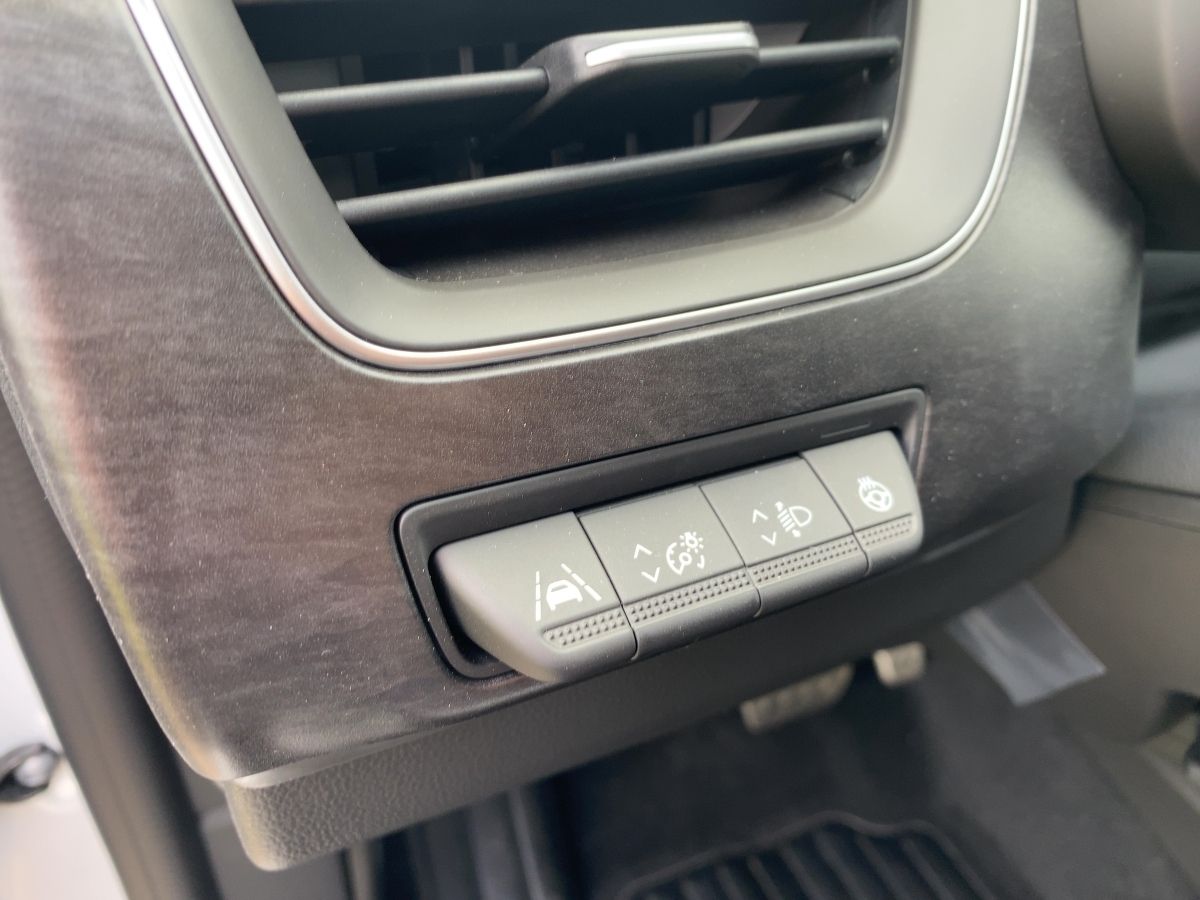 Renault Arkana E-TECH 145 Esprit Alpine - Samsaru's Car Outlet