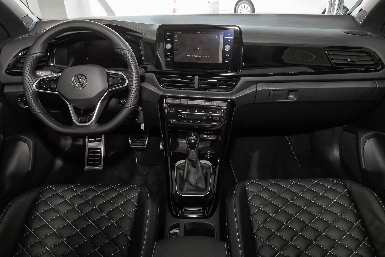 Volkswagen T-Roc R-Line - Samsaru's Car Outlet