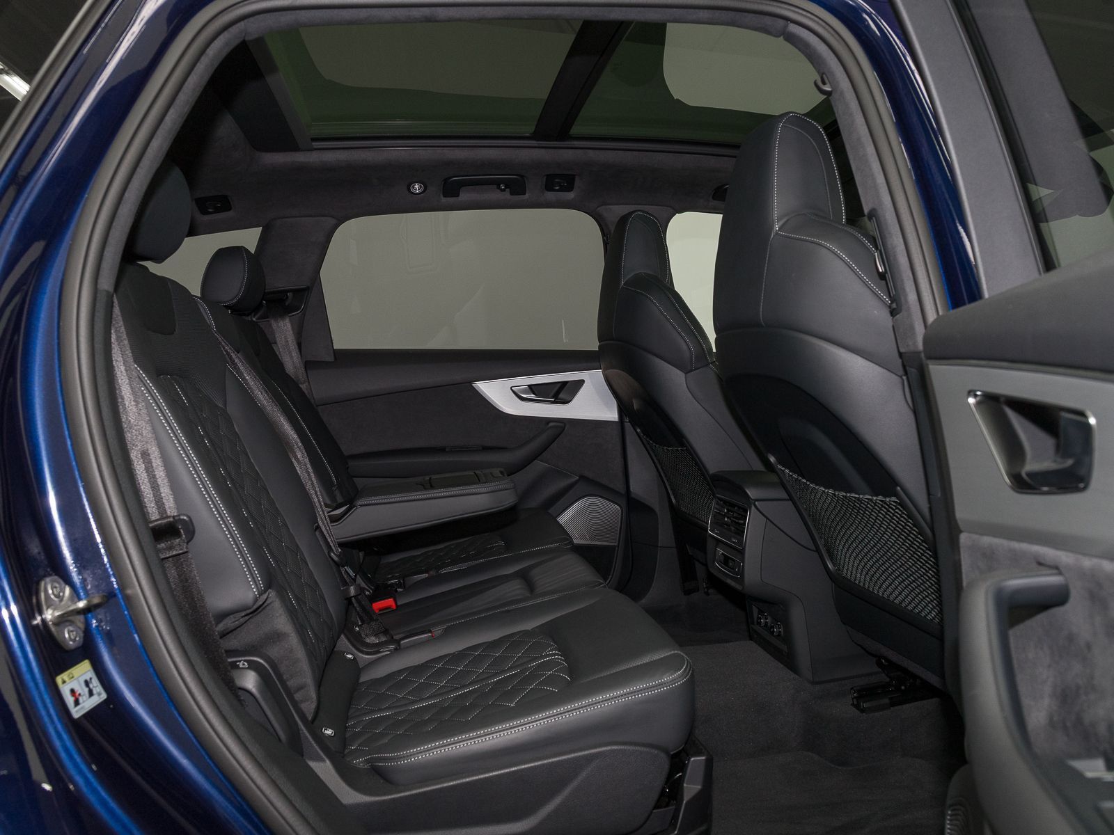 Audi Q7 55 TFSIe Q S LINE PANO BuOadv MASSAGE LM21