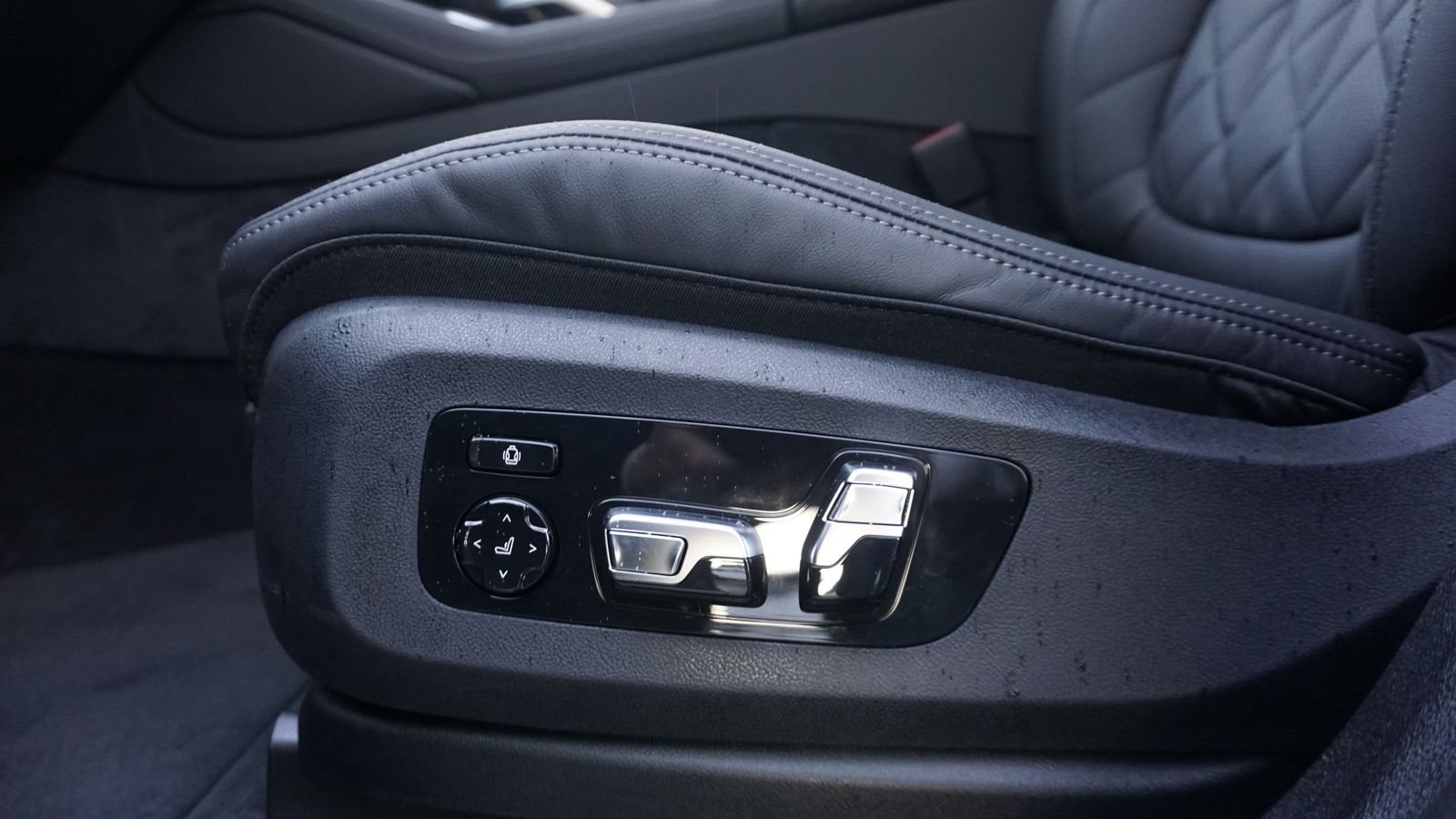 BMW X6 xDrive40d M Sport Sportpaket HK HiFi DAB LED