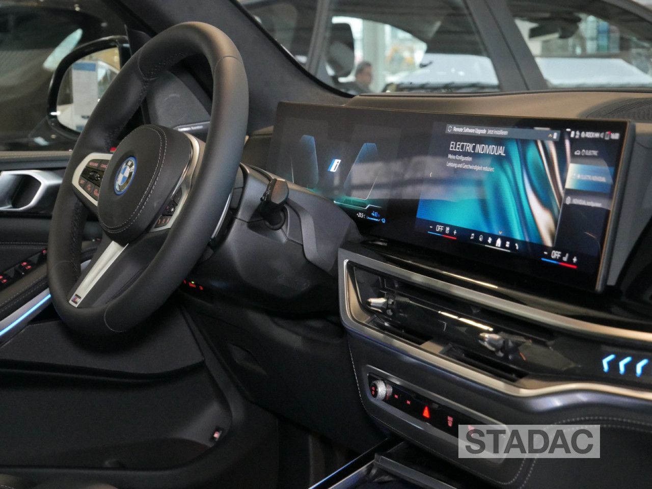 BMW X5 XDRIVE50E Sportpaket Navi LED Vollleder Klima