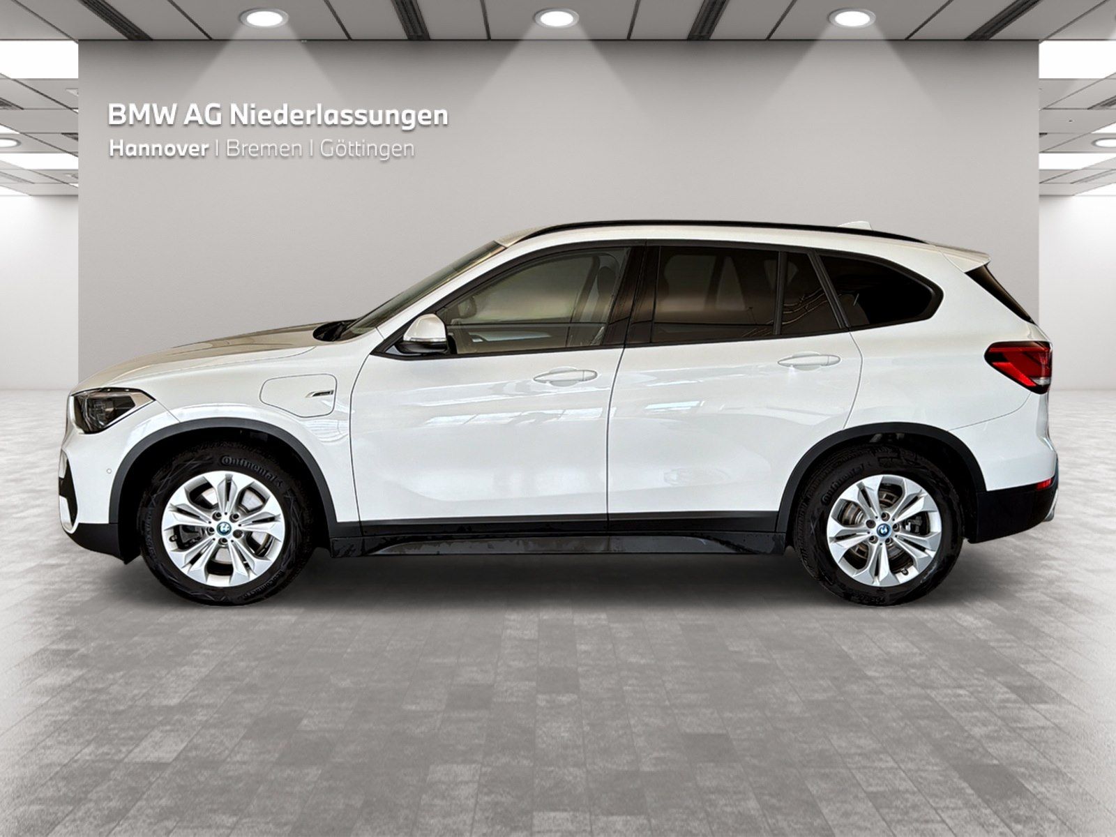 BMW X1 xDrive25e - Samsaru's Car Outlet