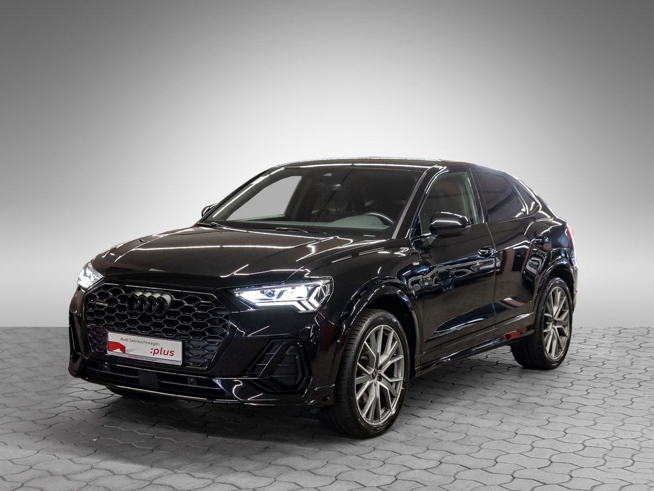 Audi Q3 Sportback 45 TFSI qu S line - Samsaru's Car Outlet
