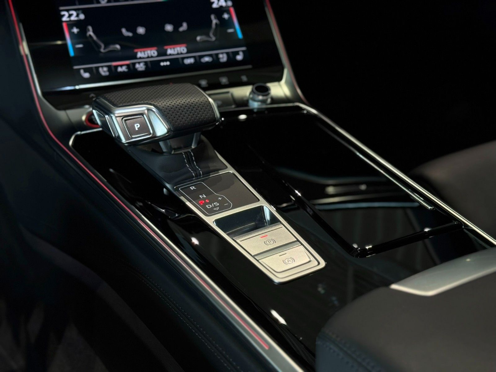 Audi RS6 performance exclusive*Pano*Laser*StHzg*B&O*