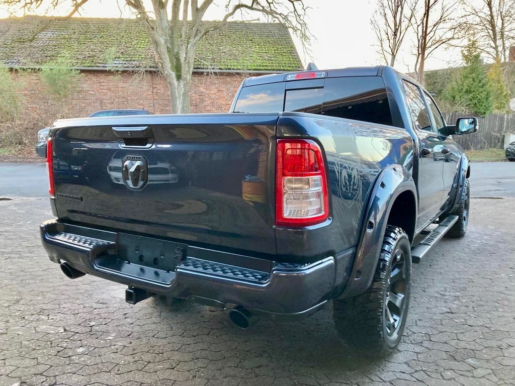 Dodge 1500 V8*LPG*OFF-ROAD*LED*AHK*LEDER*GARANTIE*TOP