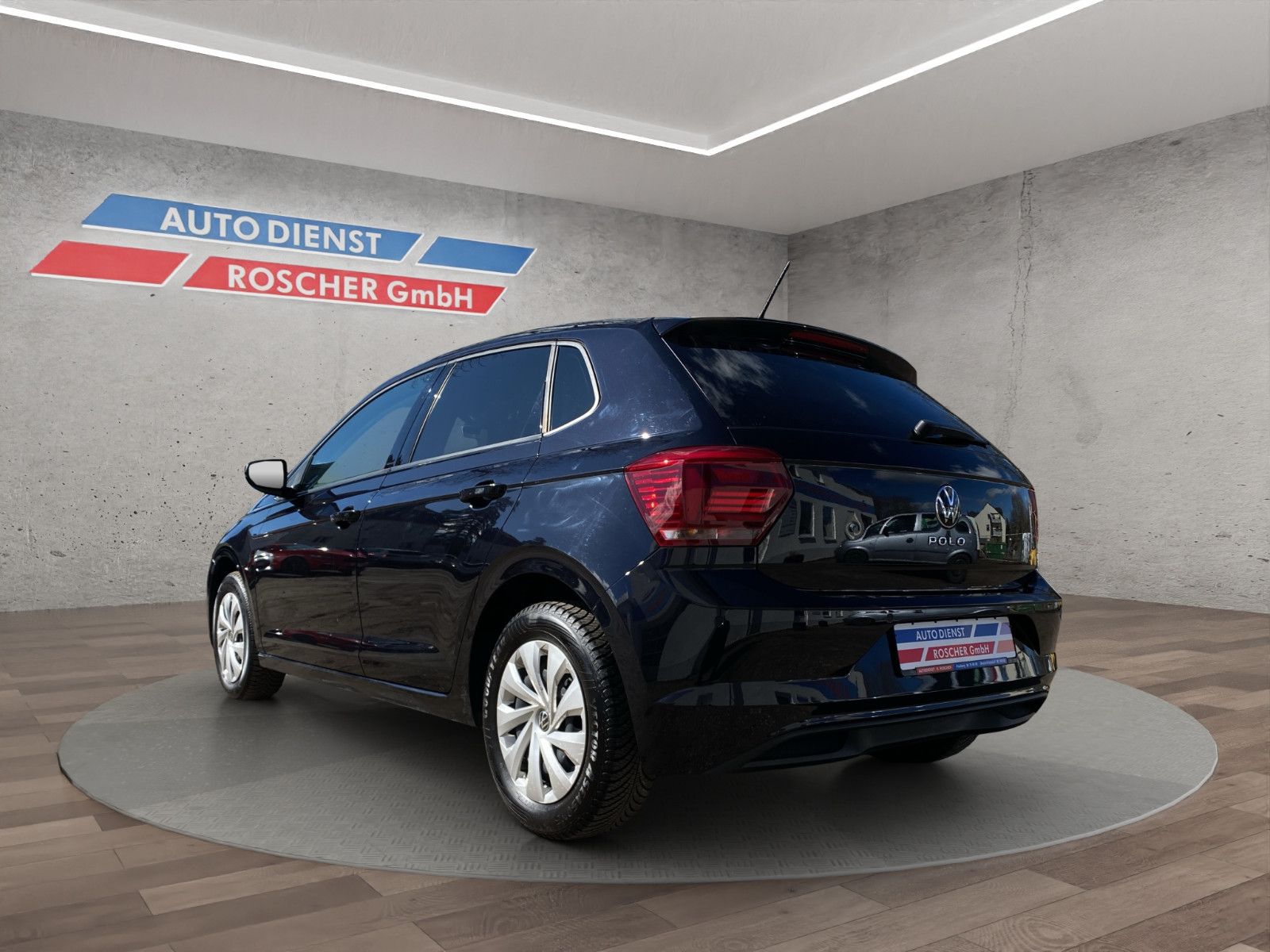 Volkswagen Polo VI Comfortline - Samsaru's Car Outlet