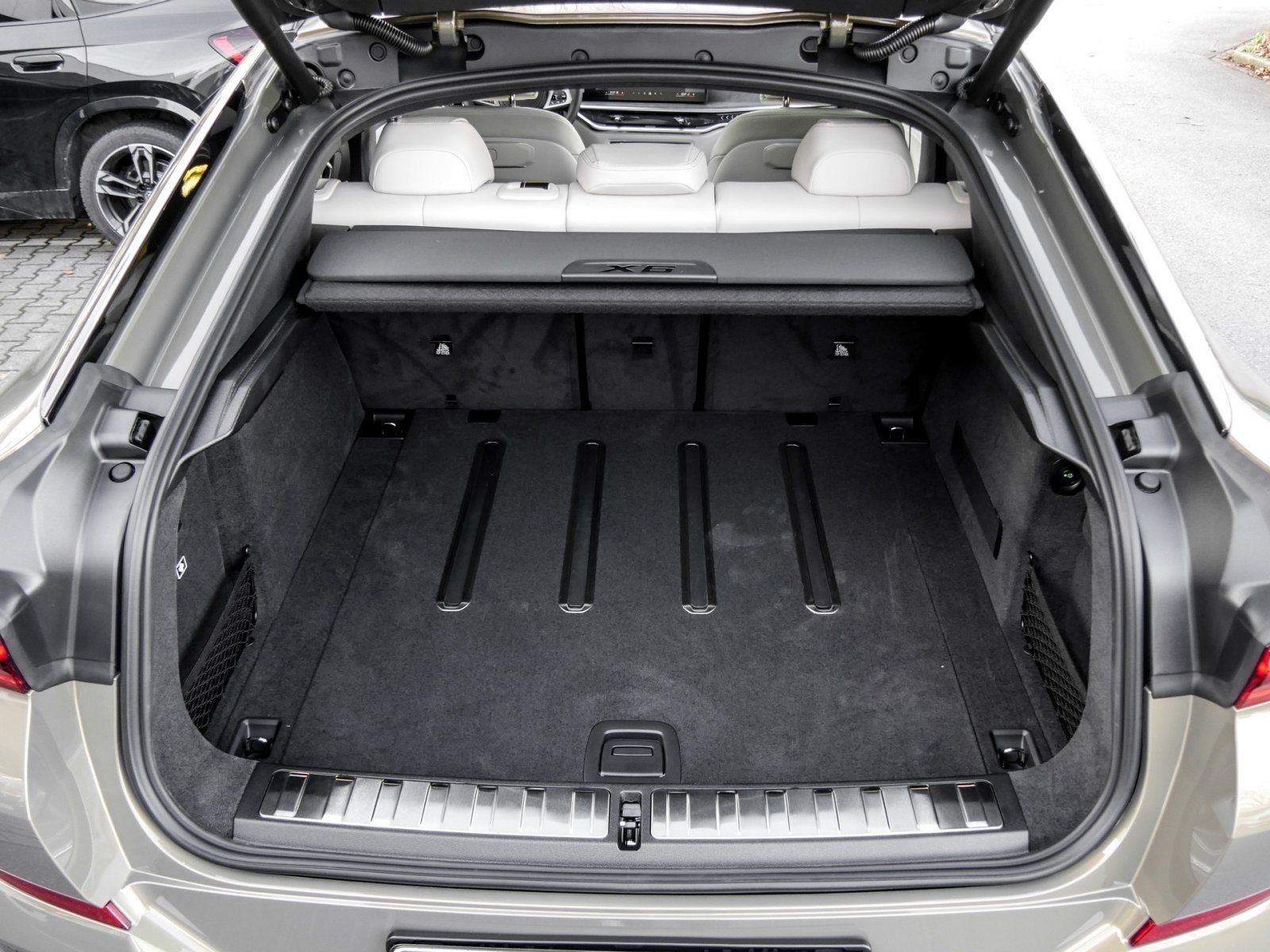 BMW X6 xDrive40d M Sport Pro PANO ACC AHK RFK NAVI L