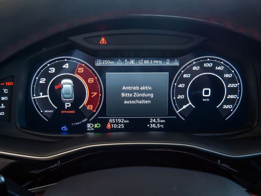 Audi RS Q8 4.0 TFSI quattro tiptronic AHK STANDHZ. BT