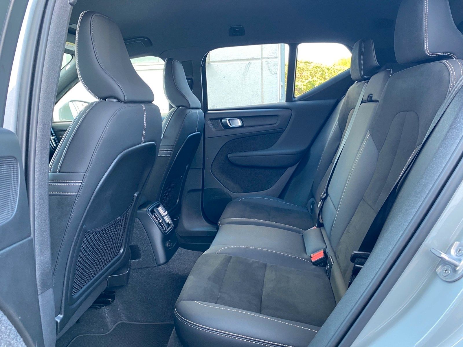 Volvo XC40 Recharge - Samsaru's Car Outlet