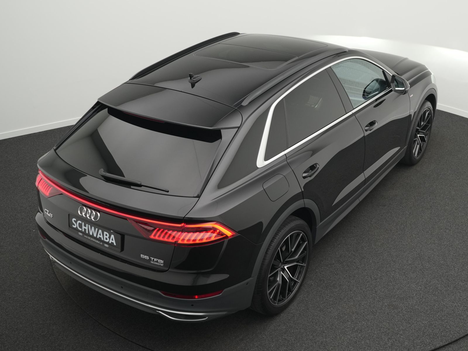 Audi Q8 55 TFSI quattro tiptronic 2x S line