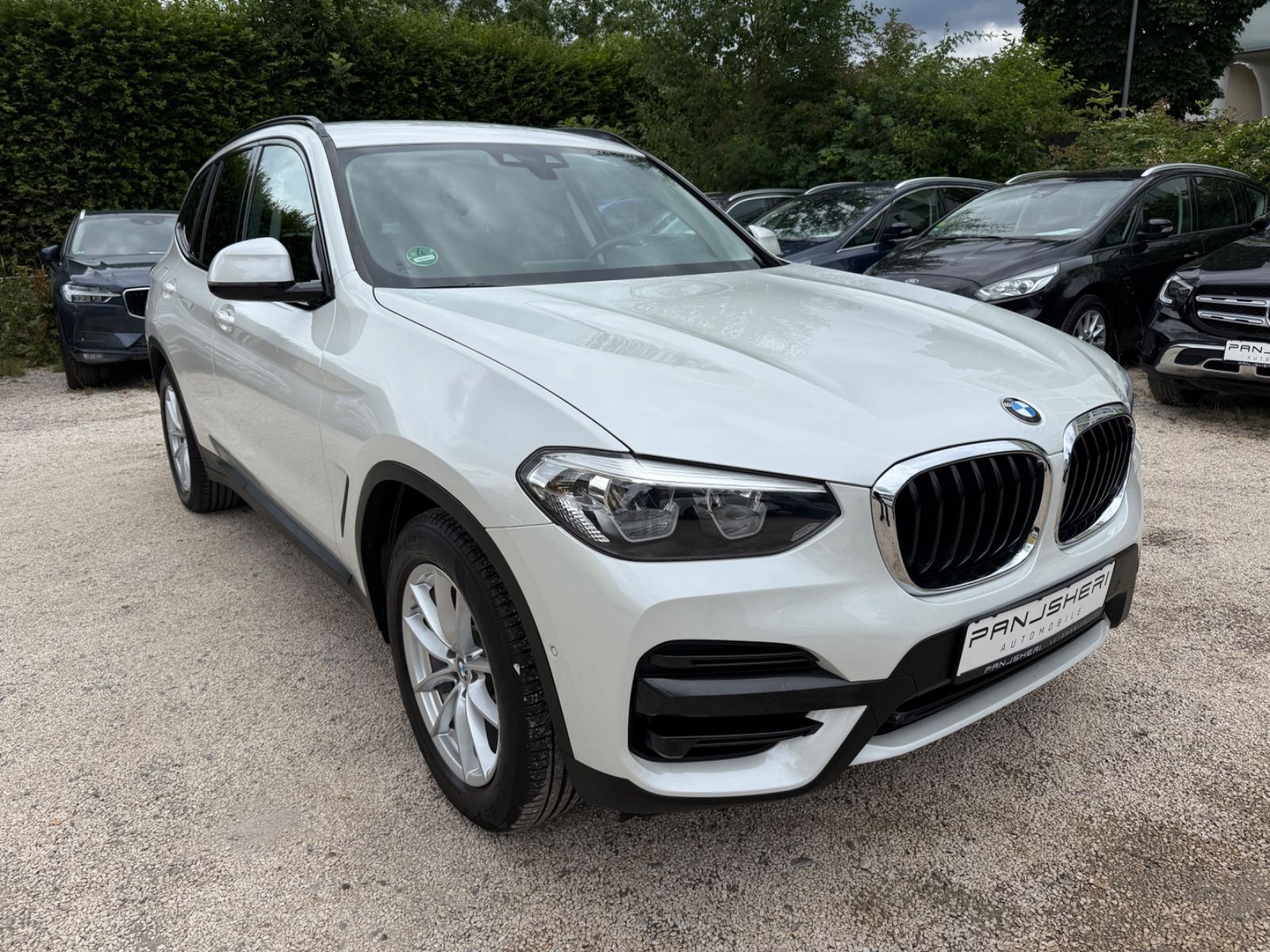 BMW X3 xDrive20d Shadow Line - Samsaru's Car Outlet