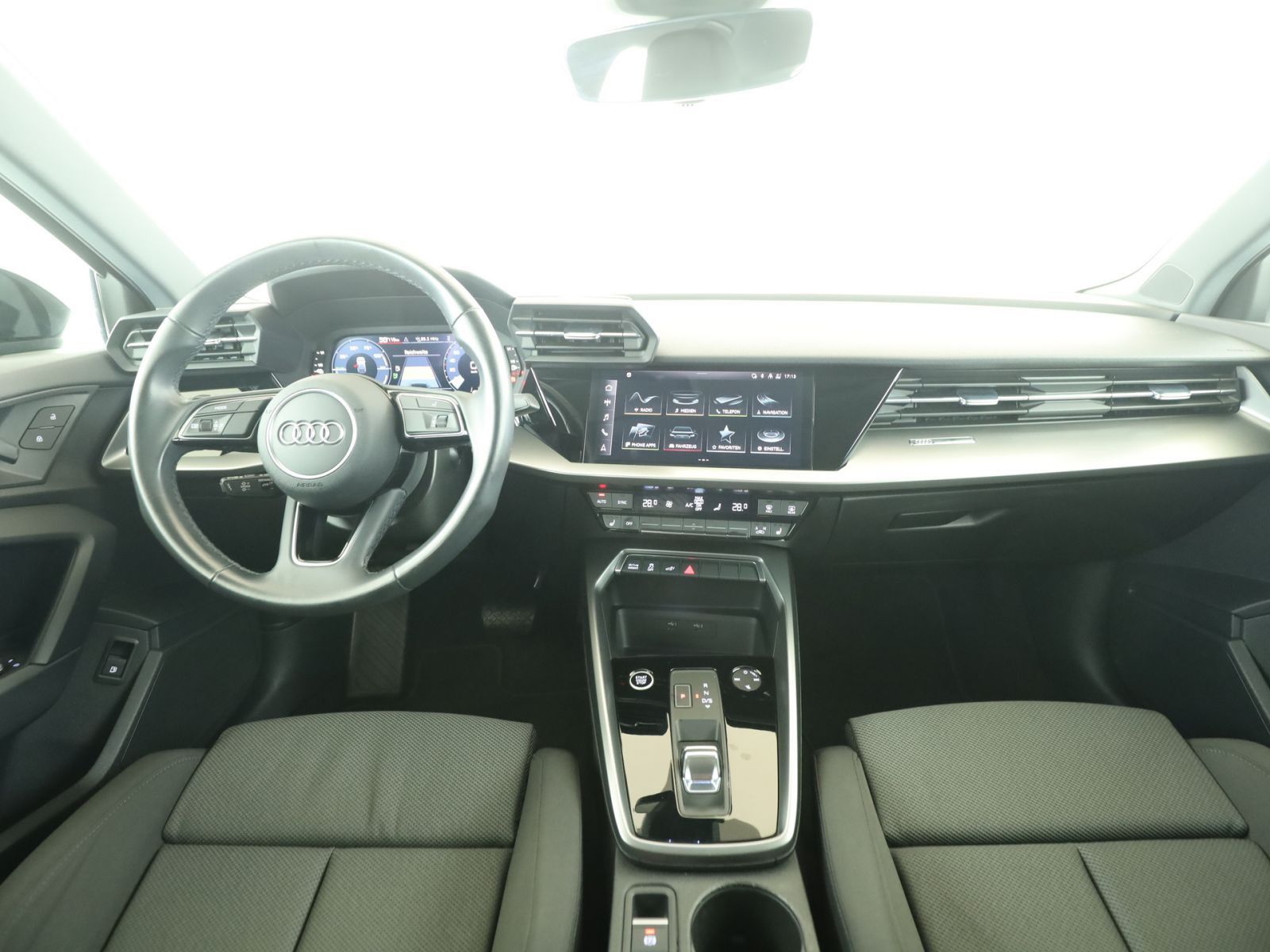 Audi A3 Sportback 40 TFSIe *HYBRID*AHK*LED*PDC*MMI-Pl