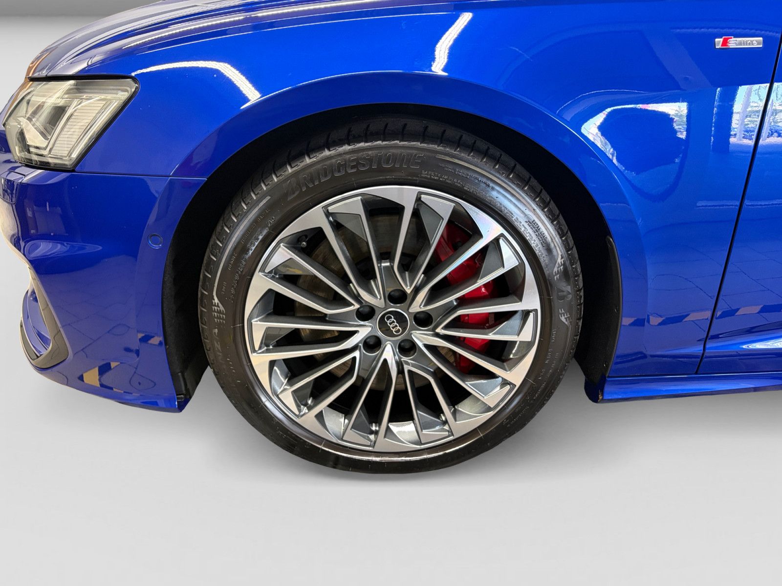 Audi A6 Avant 55 TFSIe quattro Avant S line AHK Pano