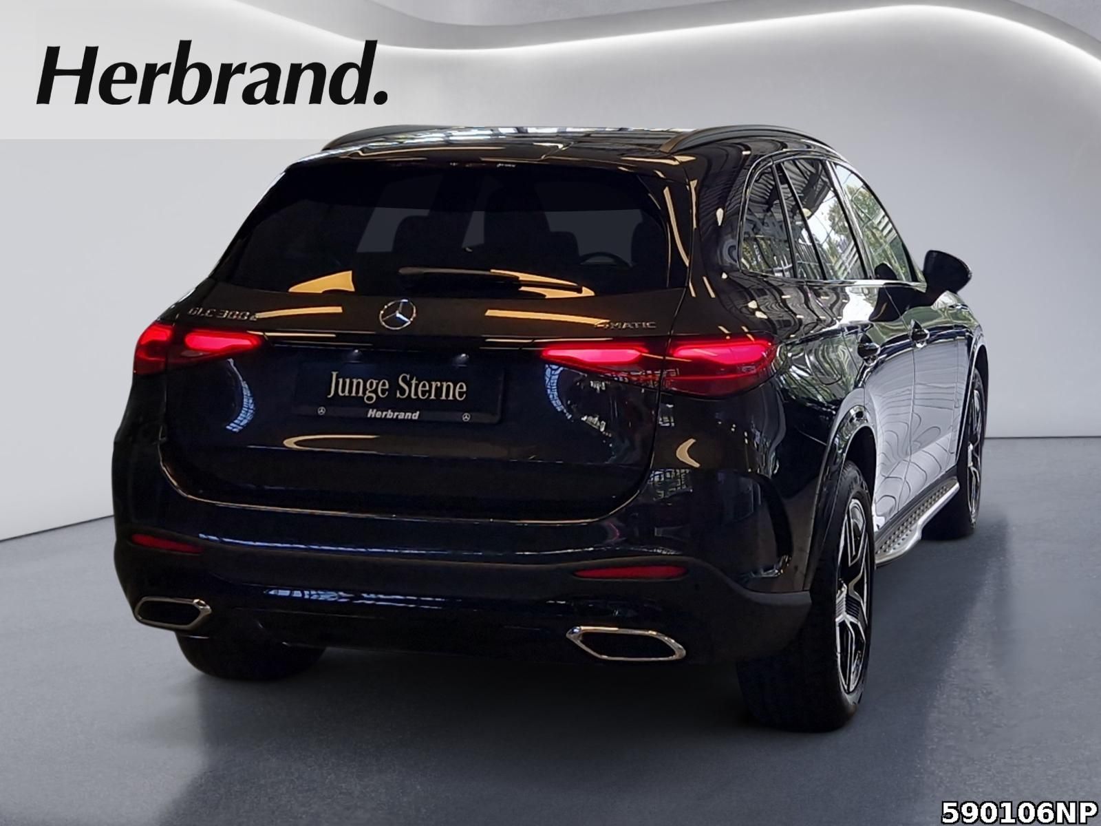 Mercedes-Benz GLC 300 e 4M AMG  Night Pano AHK Memory DISTRON