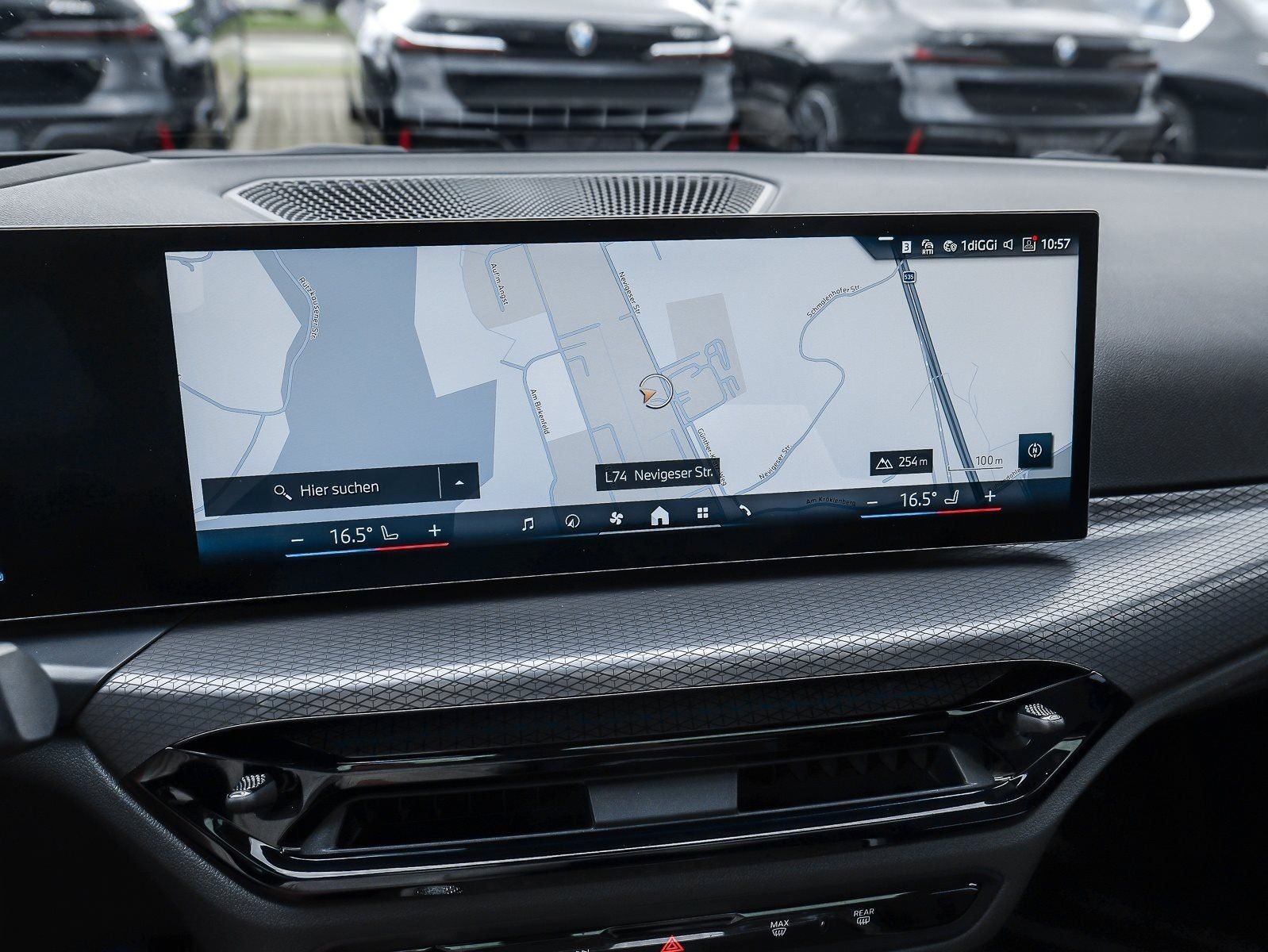 BMW 330e xDrive Touring M Sport HUD PANO ACC AHK LM