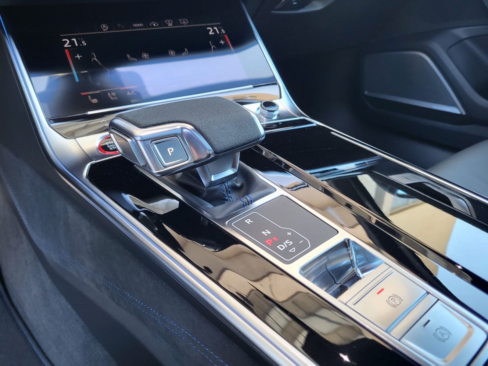 Audi RS6 Avant 4.0 TFSI performance Keram Pano Night