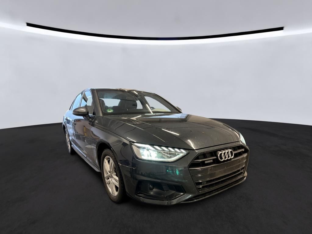 Audi A4 40 TDI quat S-TRONIC R-KAM V-COCK LED NAVI AN