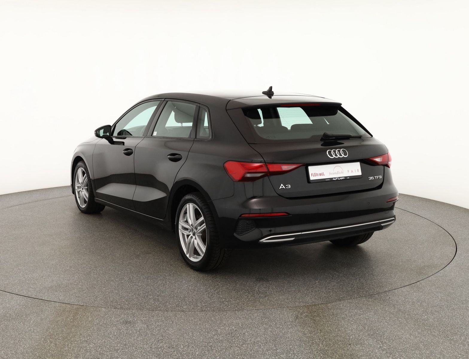 Audi A3 Sportback 35 TFSI S-Tronic - Samsaru's Car Outlet