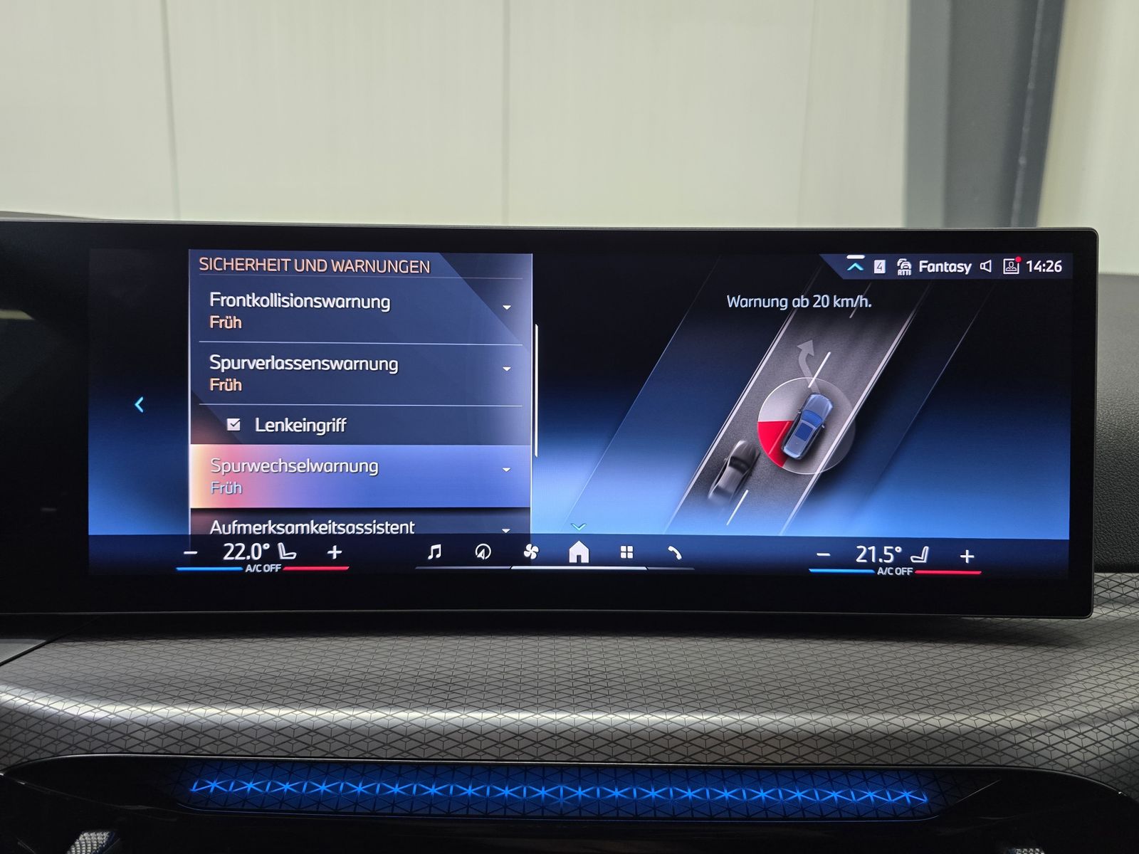 BMW 320i LCI II M Sport *19 Zoll*HuD*AHK*360*