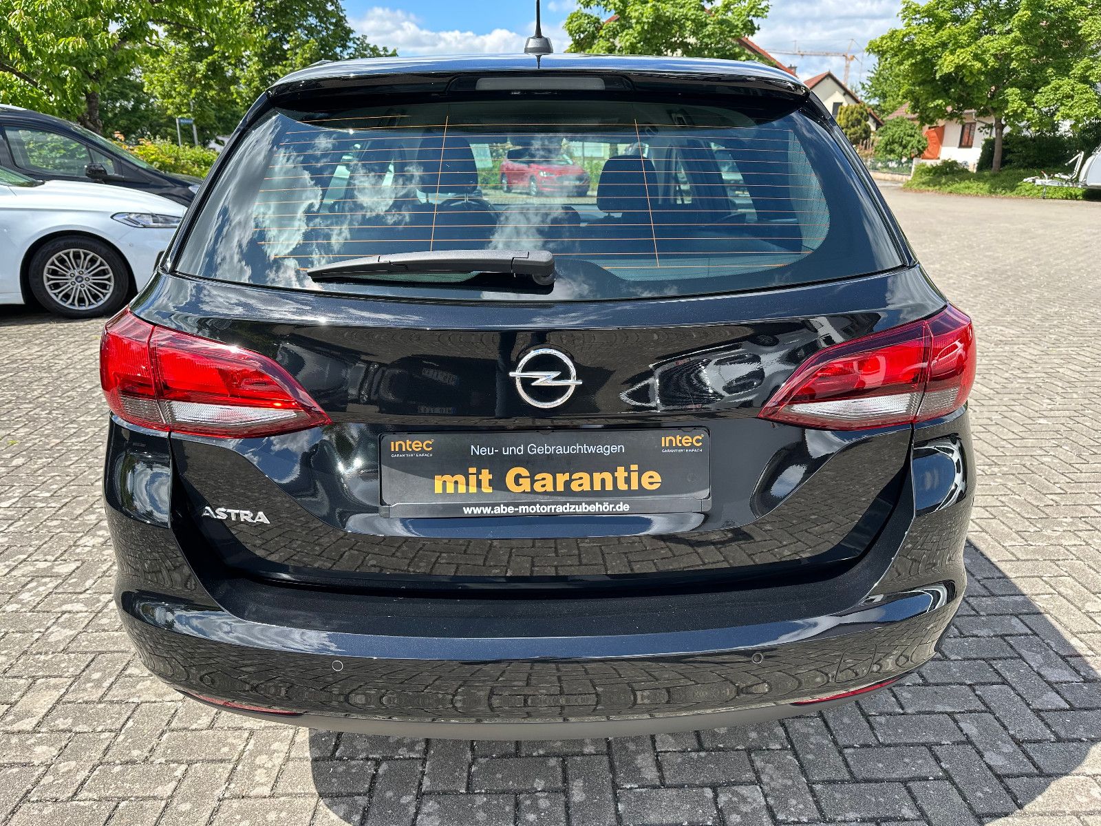 Opel Astra K 1.4 Turbo Sports Tourer Edition - Samsaru's Car Outlet
