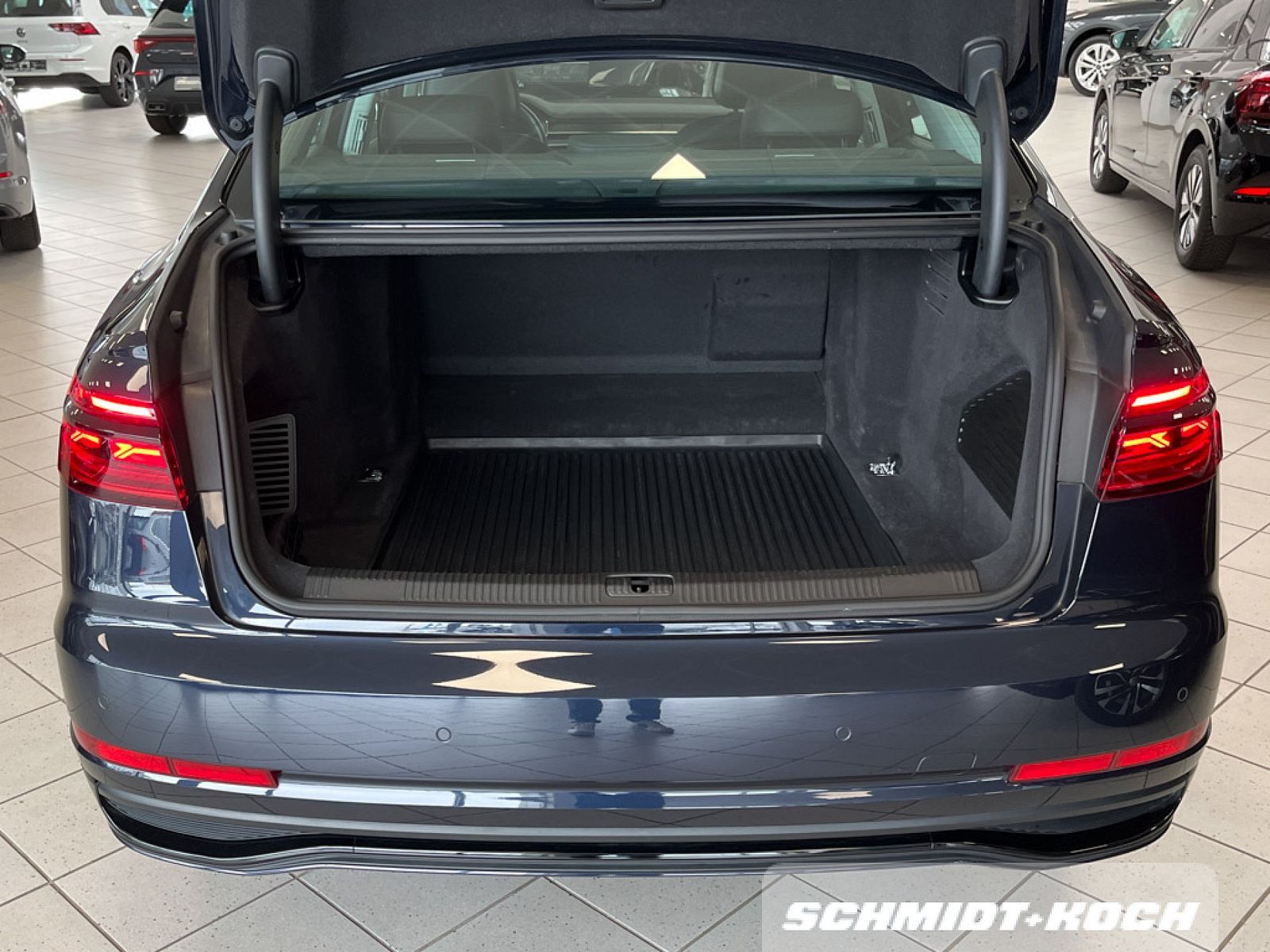 Audi A8 50 3.0 TDI quattro - Samsaru's Car Outlet