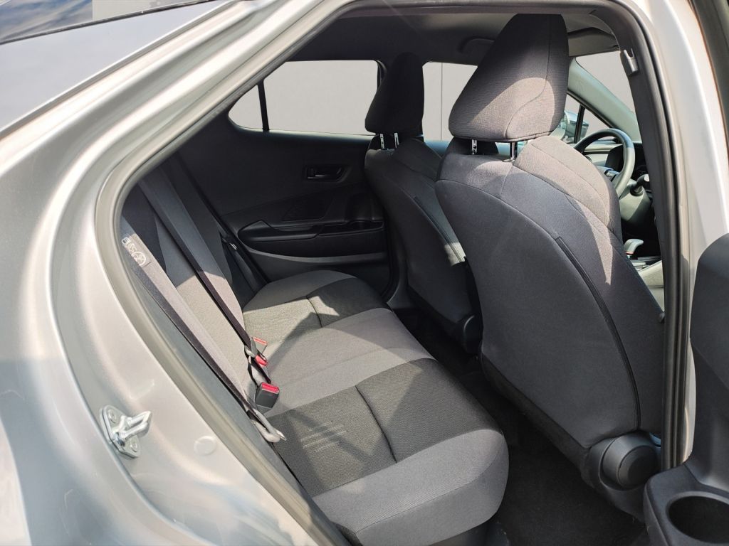 Toyota C-HR 1.8 Hybrid Team Deutschland 15 J. Garantie